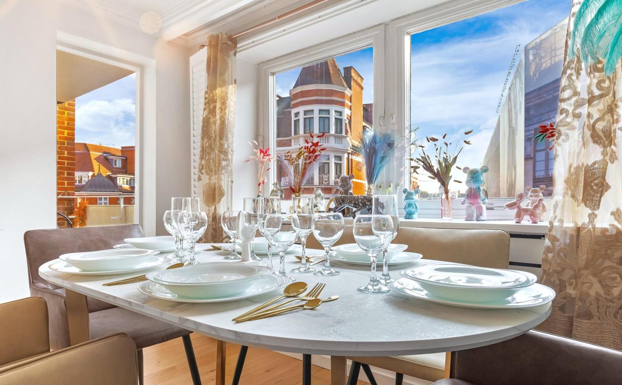 Fabulous With Terrace By Harrods *